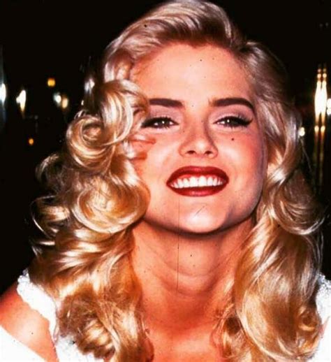 anna nicole smith nude|Anna Nicole Smith Nude: Porn Videos & Sex Tapes